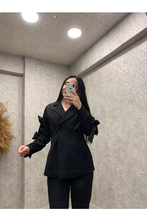 25Y2212 TAKIM CEKET PANTOLON KOLLARI FİYONK DETAY