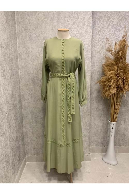 25Y0495 KİNG ELBİSE NAKIŞ DETAYLI