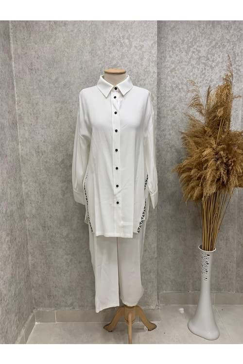 25Y1528 KİNG TAKIM TUNİK PANTOLON YANLARI PUL DETAYLI
