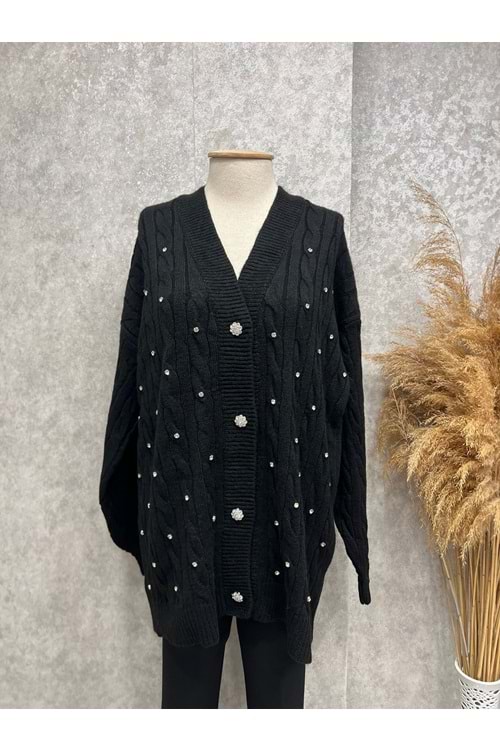 26K8220 HIRKA UZUN DÜĞMELİ VE ÖNÜ TAŞLI