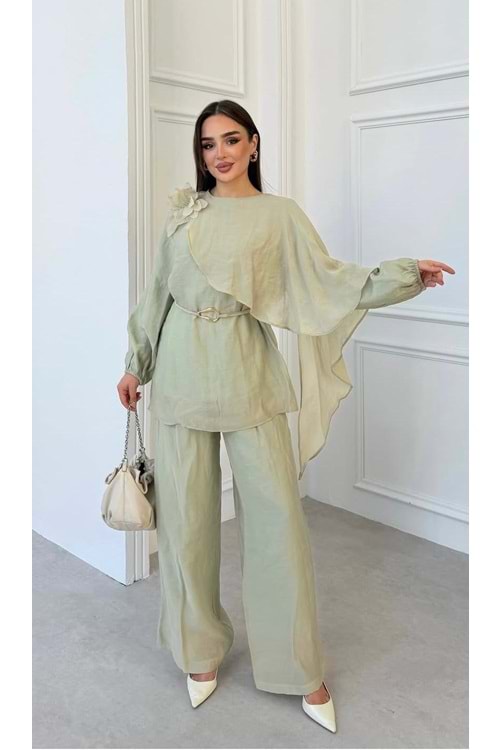 26Y4396 TAKIM TUNİK PANTOLON PELERİN DETAYLI