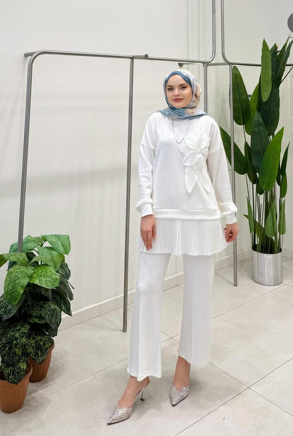 25Y4260 TAKIM TUNİK PANTOLON BEL KUŞAK YAN YIRTMAÇ TUNİĞİ DÜĞMELİ , ARMODAM , Kategori , TUNİK PANTOLON TAKIM