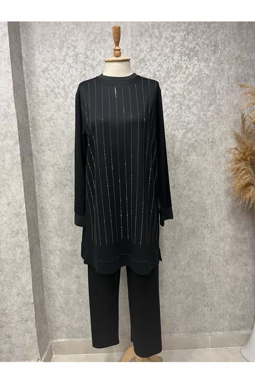25Y3301 TAKIM TUNİK PANTOLON TAŞLI PENYE KUMAŞ