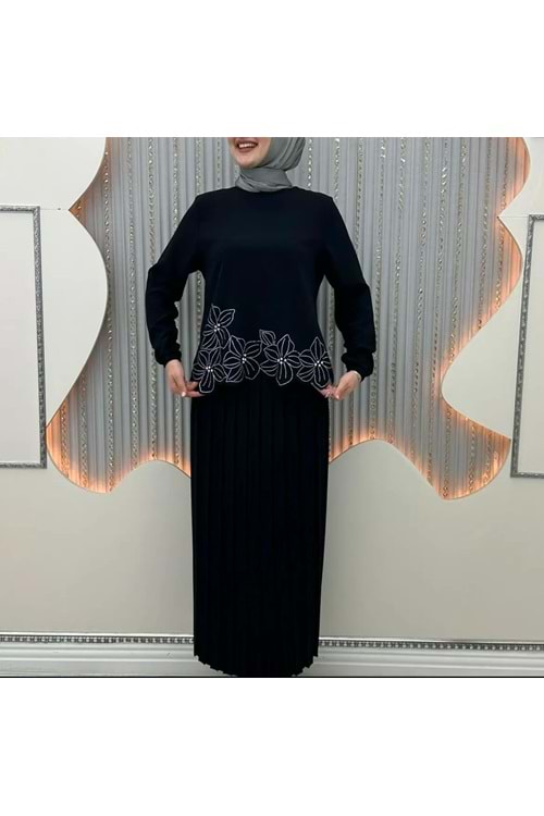 25Y9913 TAKIM BLUZ ETEK PİLİSELİ TAŞ BASKI ÇİÇEK DESEN