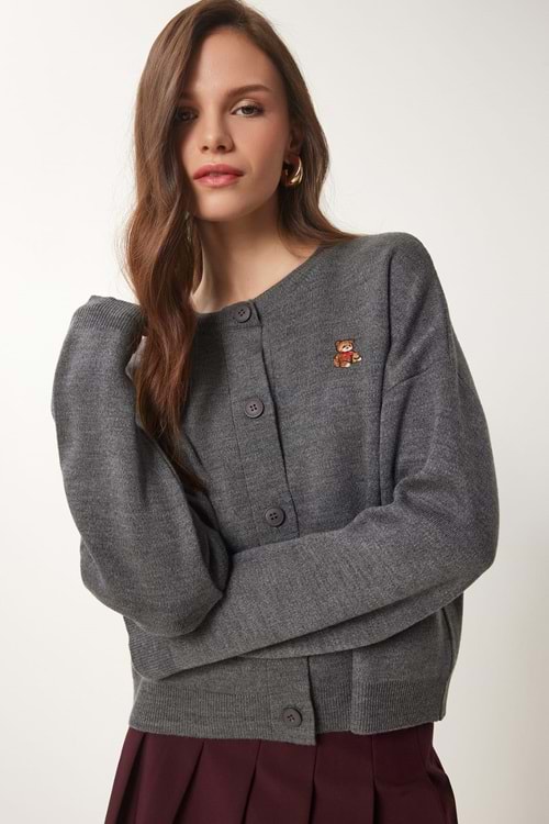 26K3138 HIRKA KISA ÖNÜ AYICIK LOGOLU